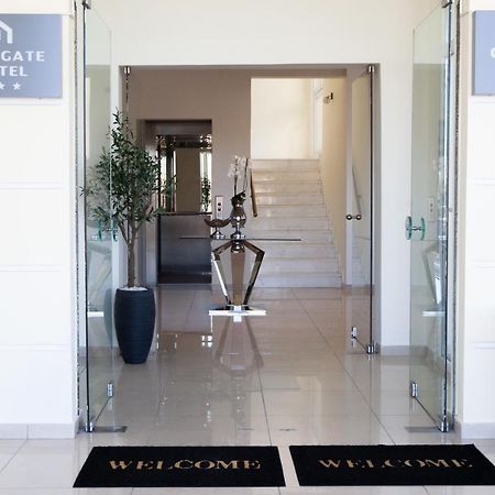City Gate Hotel Airport Tesalonika Bagian luar foto