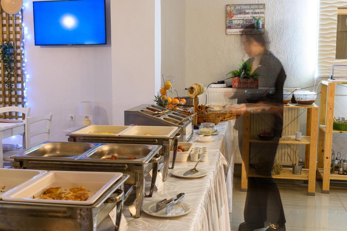 City Gate Hotel Airport Tesalonika Bagian luar foto