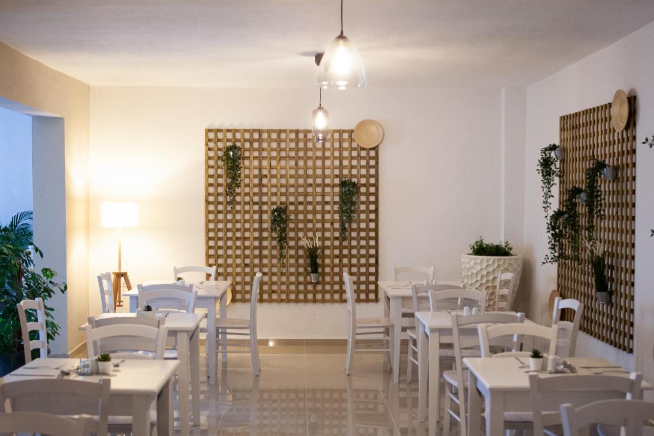 City Gate Hotel Airport Tesalonika Bagian luar foto