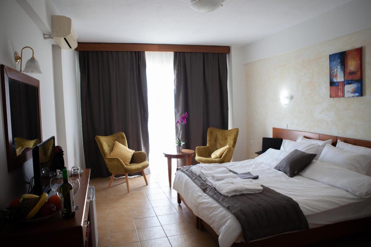 City Gate Hotel Airport Tesalonika Bagian luar foto