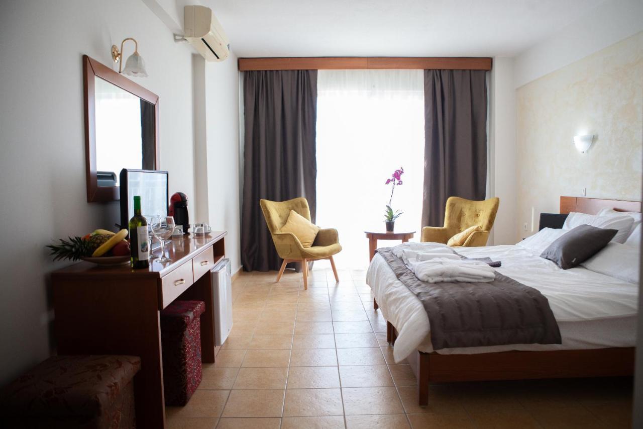 City Gate Hotel Airport Tesalonika Bagian luar foto