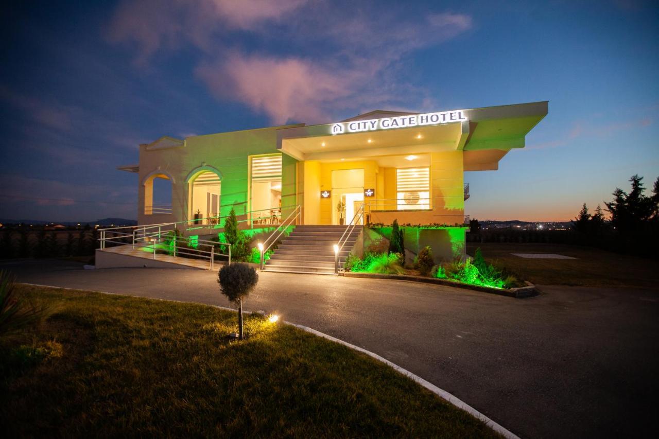 City Gate Hotel Airport Tesalonika Bagian luar foto